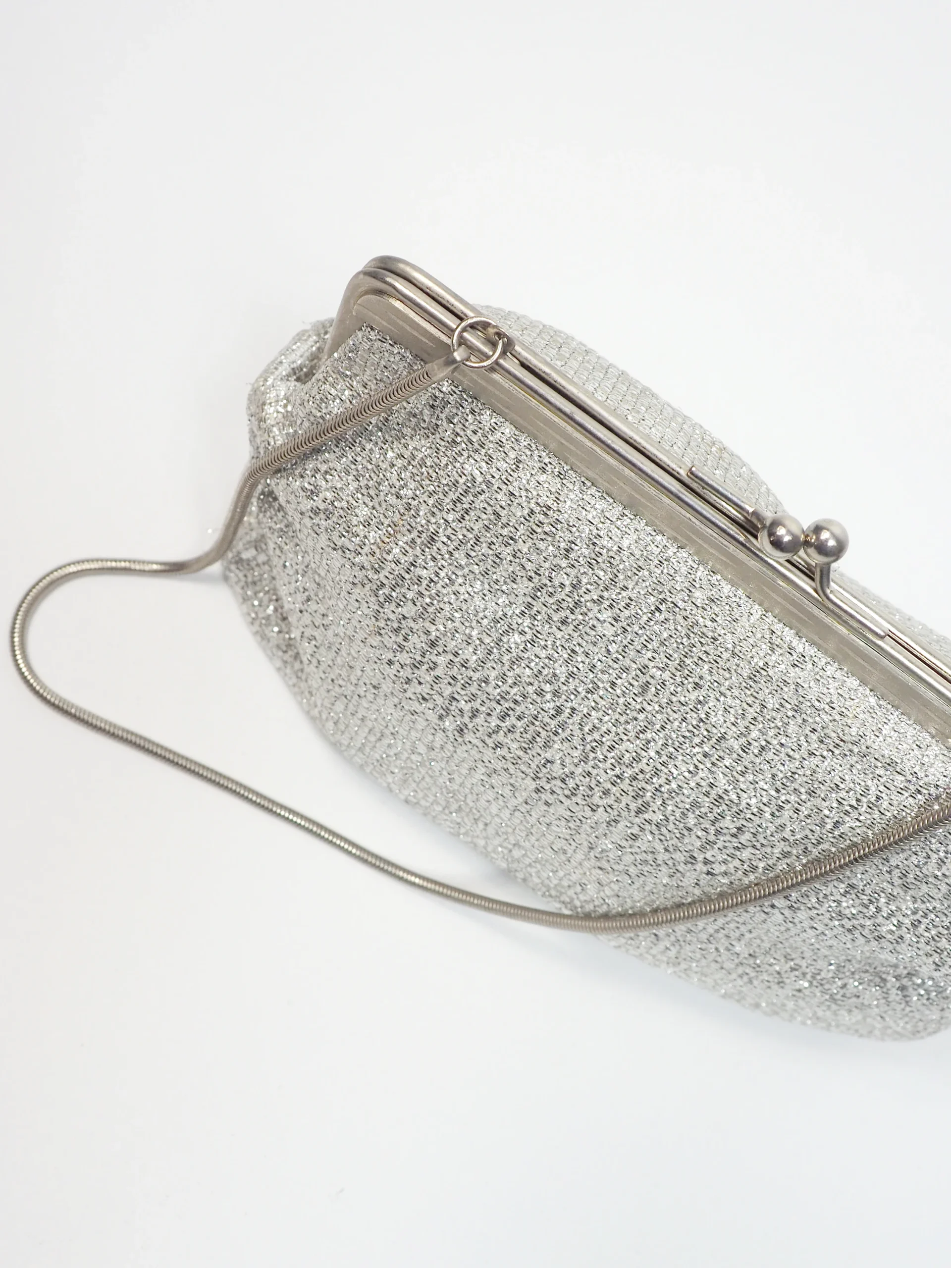 GEANTA CLUTCH VINTAGE DIN LAME SI RAMA METALICA - imagine 6