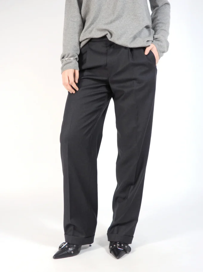 PANTALONI VINTAGE IN CROI MASCULIN DIN LANA FINA